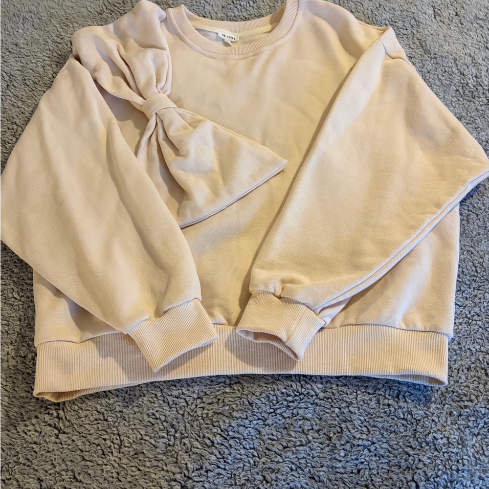 Vici Cream Bow Detail Sweatshirt